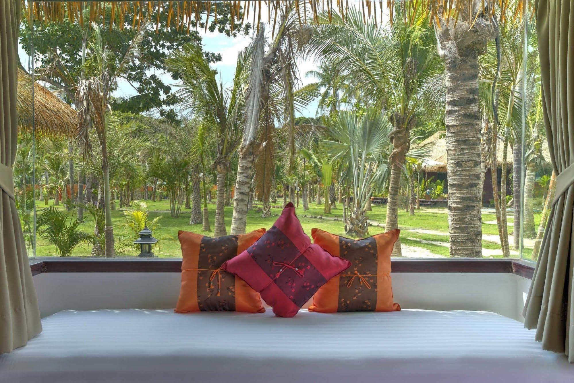 Mali Resort Sunrise Beach Koh Lipe Ngoại thất bức ảnh