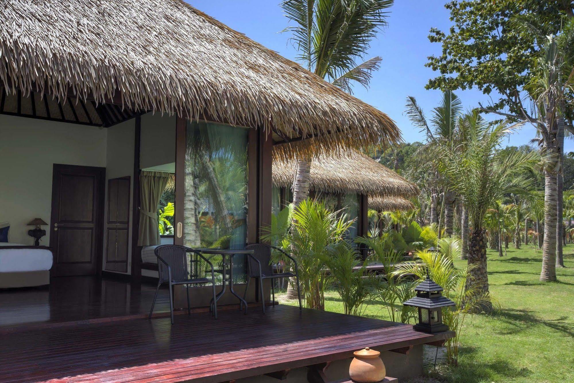 Mali Resort Sunrise Beach Koh Lipe Ngoại thất bức ảnh